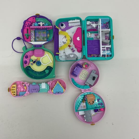 Used Polly Pocket Play Set LOT Cases Compacts Doughnut Shaped - Picture 2 of 5